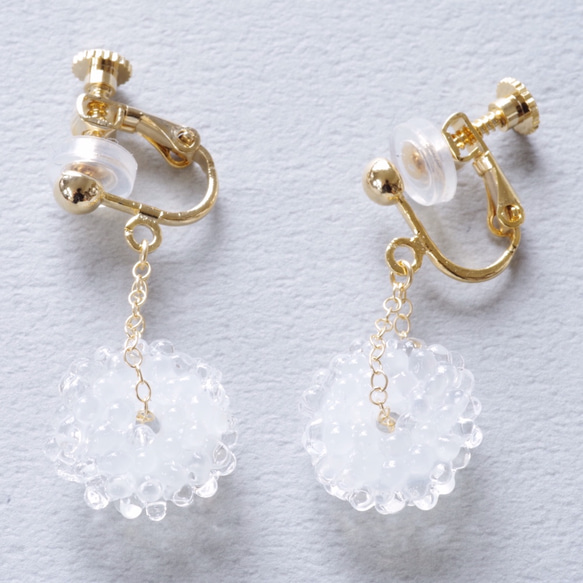 14kgf Mizore earrings Jade White・ゆれるみぞれのピアス/イヤリング（ジェイドホワイト） 2枚目の画像