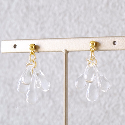 【こけしの蚤の市】Raindrops short earrings(Gold色金具）ピアス/イヤリング 4枚目の画像