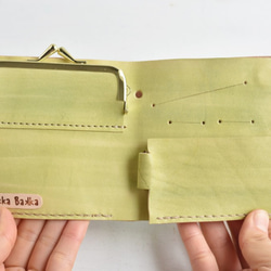 手工染色皮革錢包“Ishikoro No.63（帶袋口的雙折錢包）” 第5張的照片