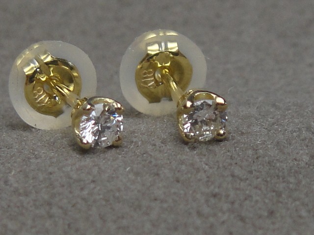 ダイヤモンドピアス（ダイヤSIクラス/0.07cts×2ピース）