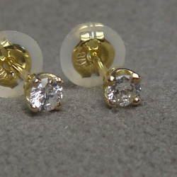 ダイヤモンドピアス（ダイヤSIクラス/0.07cts×2ピース） 1枚目の画像