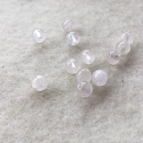 ☆クンツァイト☆　透明度高め カラーレスクンツァイト・超透明度高蛍光・タンブル【30.80ct