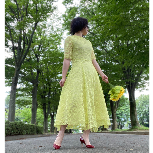 受注製作】ライムイエロー 総レース スカラップ イレヘムフレア ロング  