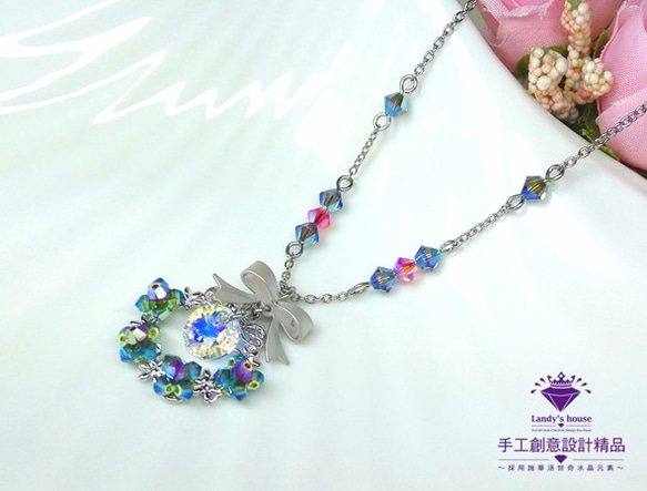 Landy House【手工創意設計精品】施華洛世奇元素SWAROVSKI~聖誔花圈項鍊 第2張的照片