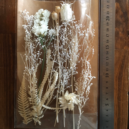 プリザーブドフラワーとドライフラワー花材まとめ売り 送料無料】増量済！セレクト花材 詰め合わせ ＊ホワイト系D