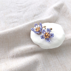 small flower (lavender)ピアス・イヤリング 2枚目の画像