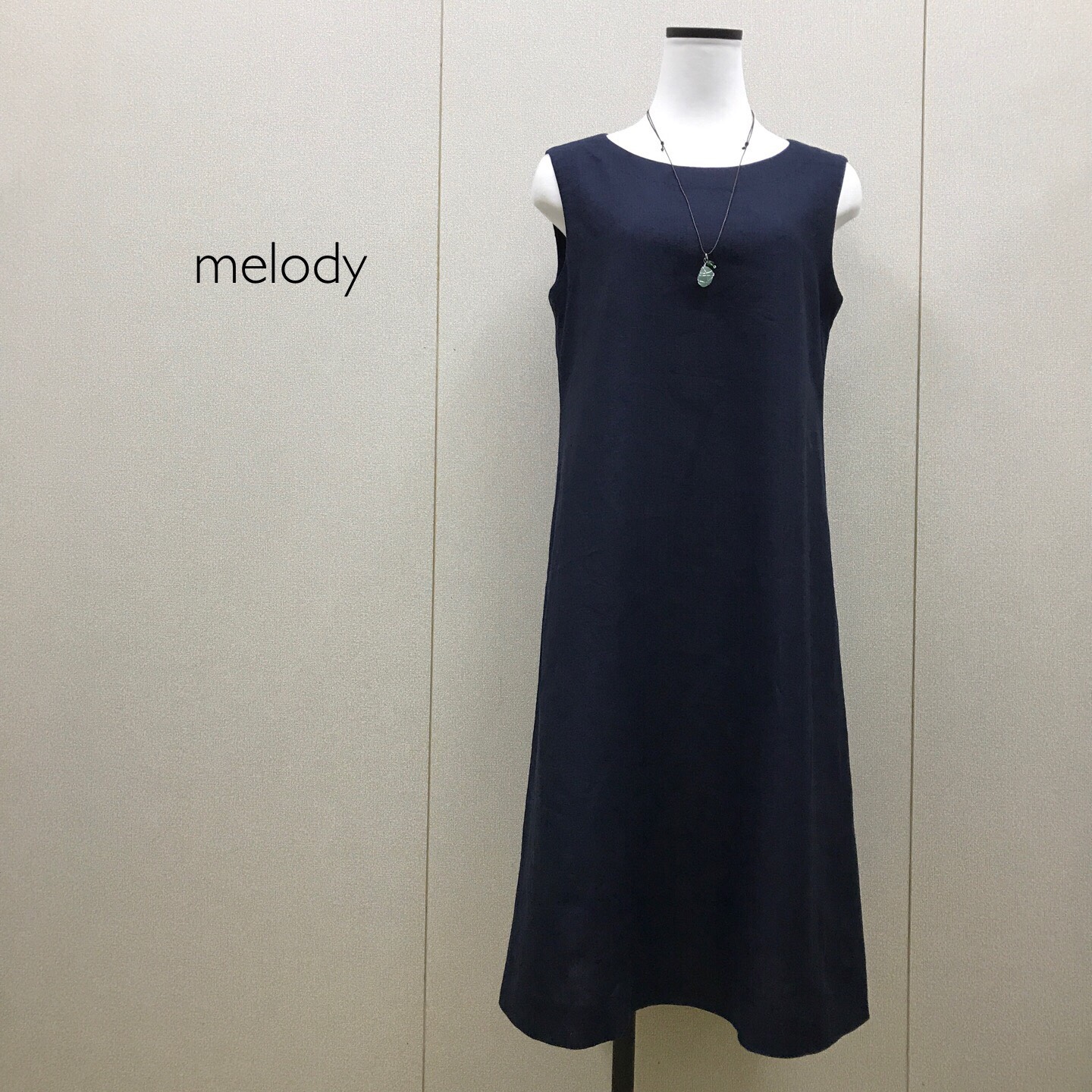フレンチリネン ノースリーブ ワンピース [濃紺]