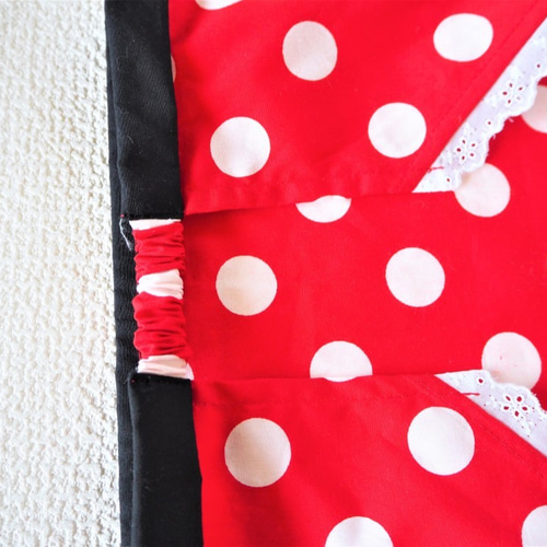 ☆100～110cm用 子供用エプロン☆ ハート型 ドット柄の可愛い