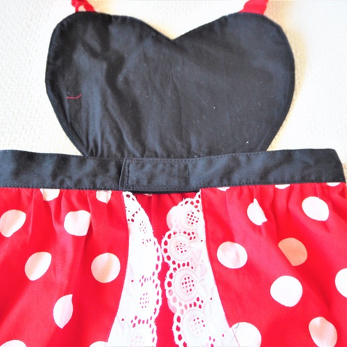 ☆100～110cm用 子供用エプロン☆ ハート型 ドット柄の可愛い