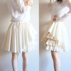 melty cream skirt 4枚目の画像