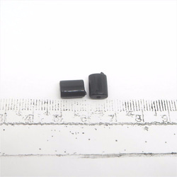 長方形アクリルビーズ　ブラック　40個入　8mm×6ｍｍ 2枚目の画像