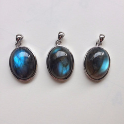 拉長石Labradorite 925純銀墜小店舖 第3張的照片