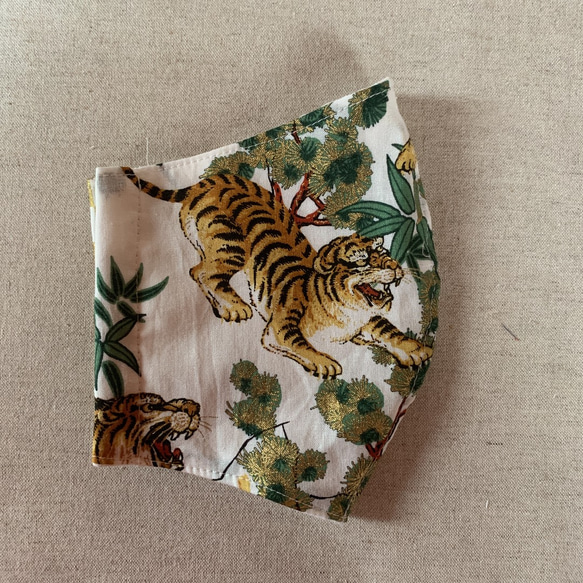 立体　マスク　和柄　虎×市松模様　プレゼント 2枚目の画像