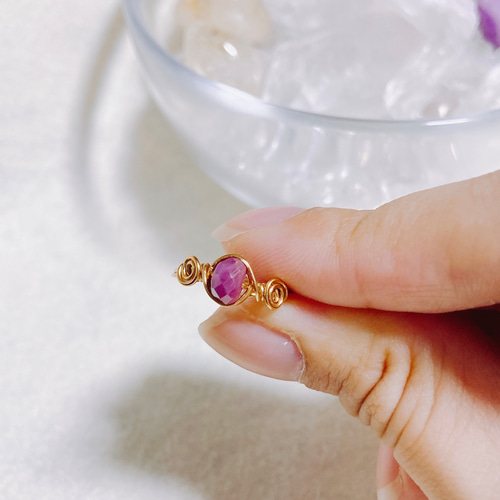 7月の誕生石】ルビー 約6mm×4mm ワイヤーリング 指輪・リング