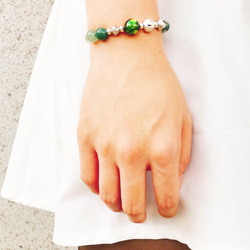 | 琉璃珠系列 | 月桂葉王子 綠色琉璃珠 白玉髓 水草瑪瑙 綠東陵玉 (藏銀 x 手環 x 手鍊 x 手工製作。) 第3張的照片