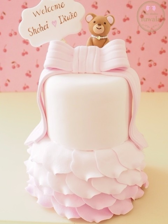 花びらのドレス＆リボンのクレイケーキ♪ウエルカムスペース、出産祝い、プレゼントに♪ 3枚目の画像