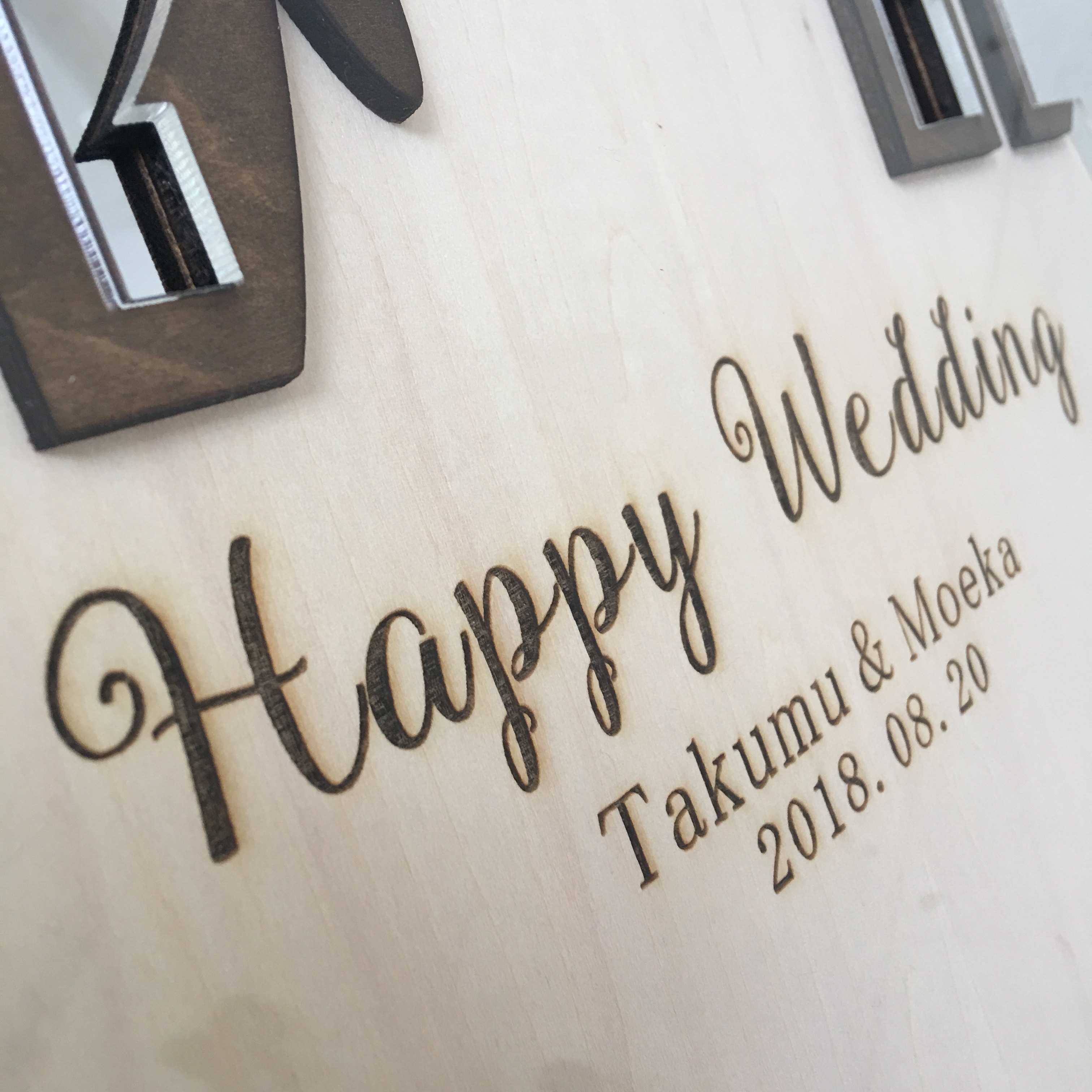 ハートドロップス®︎　バックボードへ刻印　お城フレーム　ウェディング結婚証明書