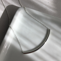 silver line necklace 3枚目の画像