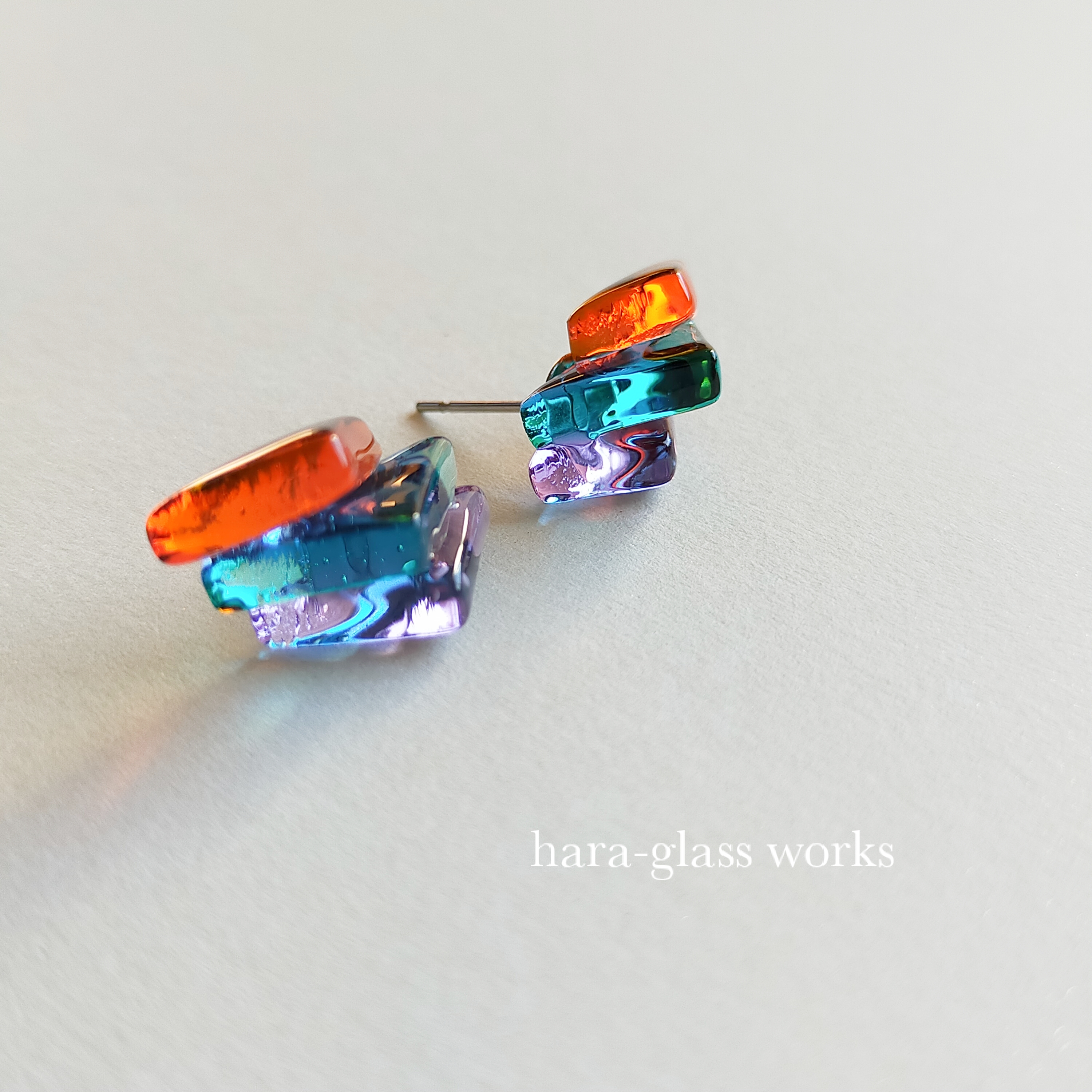 ガラスの立山連峰 夕日 オレンジ＆マリンブルー＆ラベンダー ピアス