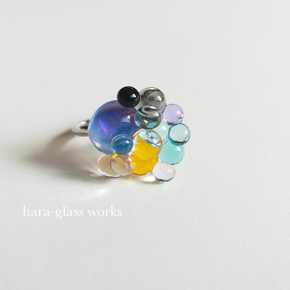 ガラスのリング　バブルデザイン　ラベンダー&イエロー&マリンブルー（シルバー） 3枚目の画像
