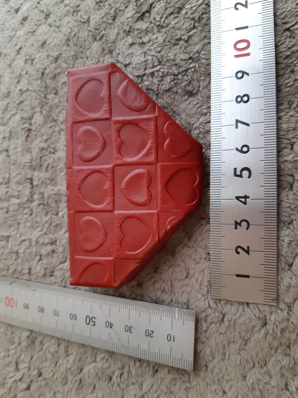 革製　ハート柄手のひらサイズコインケース(赤) 4枚目の画像
