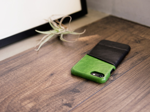 alto iPhone 7  4.7吋 真皮手機殼背蓋，Metro - 萊姆綠/黑色 保護套 Leather Case 第4張的照片