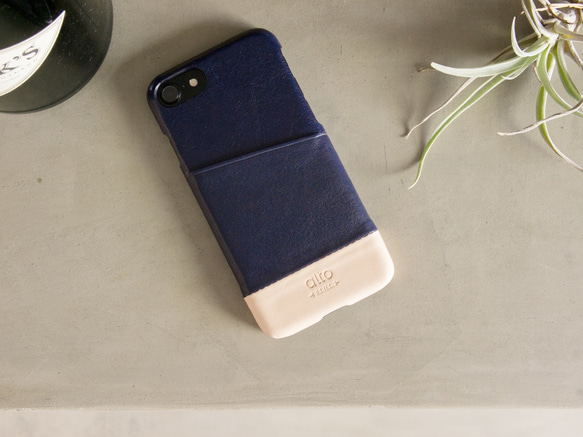 alto iPhone 7  4.7吋 真皮手機殼背蓋，Metro - 海軍藍/本色 保護套 Leather Case 第3張的照片