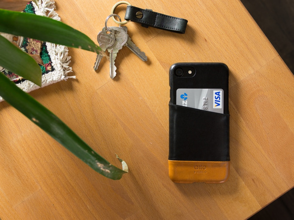 alto iPhone 7  4.7吋 真皮手機殼背蓋，Metro - 黑色/焦糖棕 保護套 Leather Case 第1張的照片