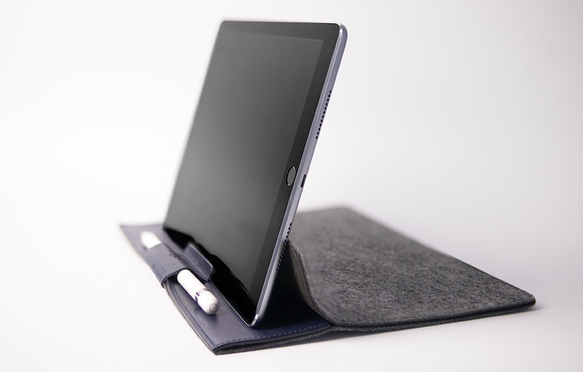 alto Leather Sleeve for iPad Pro 9.7" 海軍藍/灰色 iPad Air保護套 收納袋 第8張的照片