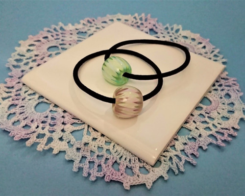 ジャラジャラヘアゴム  ナチュラルストーン×とんぼ玉 とんぼ玉ヘアゴム 2ヶｾｯﾄ BHG-003 ＞ ガラス ヘアアクセサリー