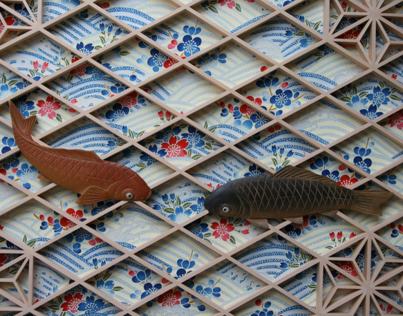 組子アートパネル 【彫刻入り　クラシカル　鯉】 和風インテリアパネル 4枚目の画像