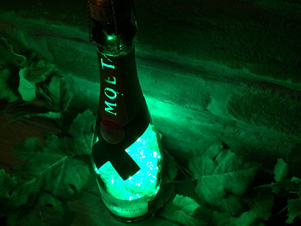 LEDイルミネーションボトルランプ「モエ エ シャンドン ブリュット