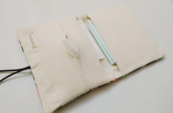 面紙包 衛生棉包 護照套 雜物包 貼身物品收納包 刺蝟 第6張的照片