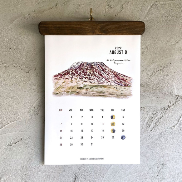 Mountains Calendar 2022　壁掛けホルダー付き　山のカレンダー2022 8枚目の画像
