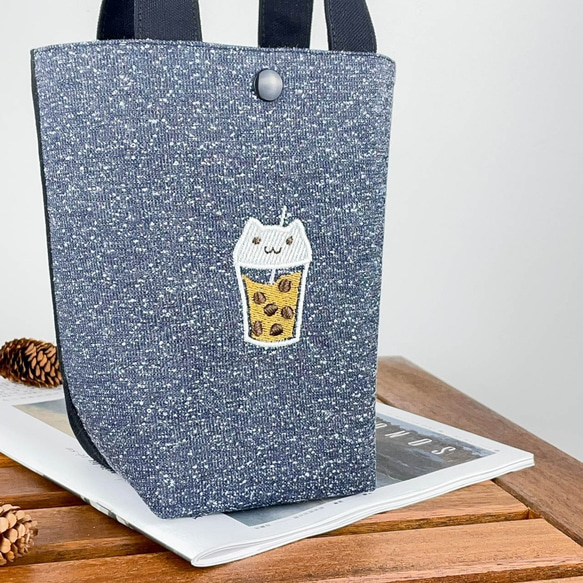 【Q-Elastic Baby Cat】発光刺繍/キャンバストートバッグ/カスタマイズ 5枚目の画像