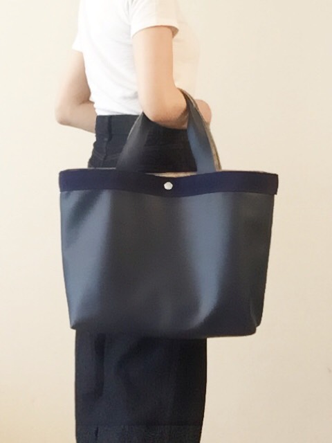 【受注製作】通勤通学にもOK♪合皮レザートートLサイズ(ネイビー)内布color選択OK