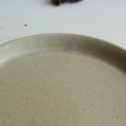 NEW! 台形　プレート皿　マットな黄茶系　梅幸茶色　陶器　ケーキ皿 4枚目の画像
