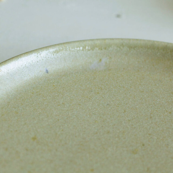 NEW! 台形　プレート皿　マットな黄茶系　梅幸茶色　陶器　ケーキ皿 6枚目の画像