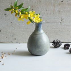 creema限定　花器　マットなグレーブルー系　アンティーク風な丸底花瓶　花のある暮らし　陶器 2枚目の画像