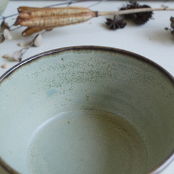 新作　中鉢　淡い緑　陶器　フリーカップ　器 5枚目の画像
