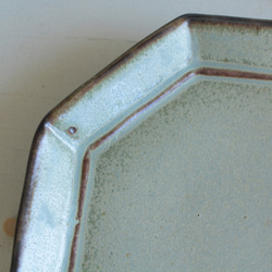 NEW! 中皿　八角形　淡い緑マット系　陶器 3枚目の画像