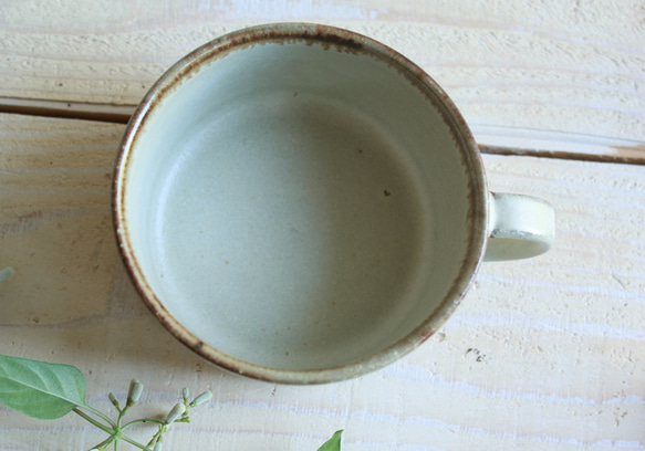マグスープカップ　やさしい雰囲気の白マット系　陶器 5枚目の画像