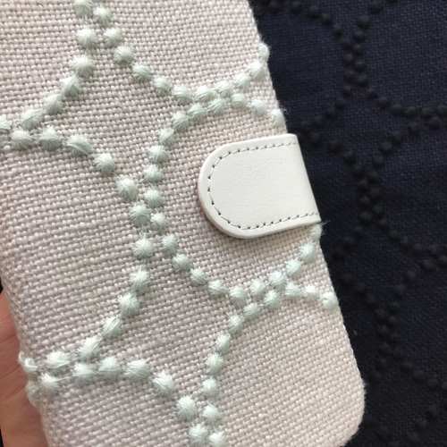 【iphone14】ライトグレー タンバリン 手帳型スマホケース ミナペルホネン iphone14】ライトグレー タンバリン 手帳型スマホケース ミナ