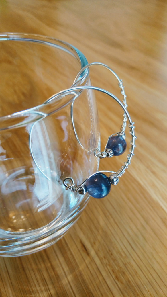 菫青石（アイオライト）のニンカリ（アイヌの耳飾り・ピアス） ピアス