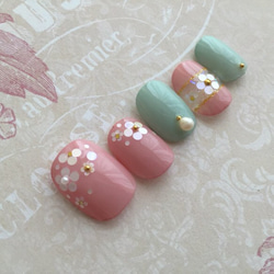 スモーキーピンク×グリーンのお花ネイル☆コットンパール 3枚目の画像