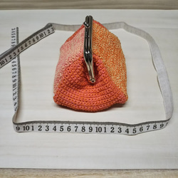 ぽってり四角い夏糸がま口　ミカン色 【手編み一点物】 3枚目の画像