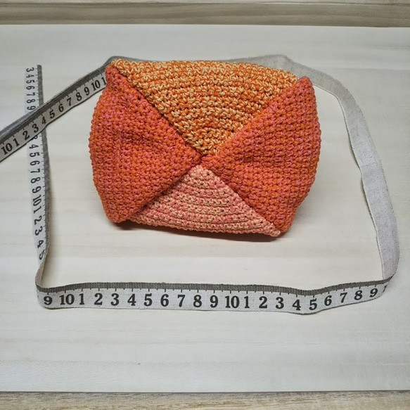 ぽってり四角い夏糸がま口　ミカン色 【手編み一点物】 4枚目の画像
