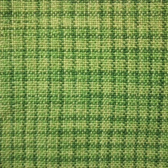 あったか緑の段染めチェック柄マフラー【手織り一点物】 6枚目の画像
