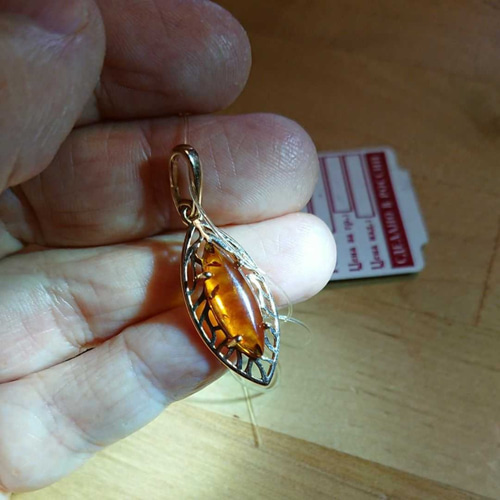 琥珀 ロシア ロイヤルアンバー ペンダントヘッド 楽天市場】ロイヤル