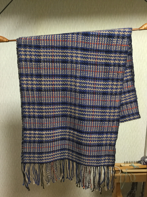 グレーンチェックのカシミヤ手織りマフラー 3枚目の画像